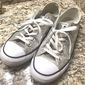 silver sparkle converse womens shoes
